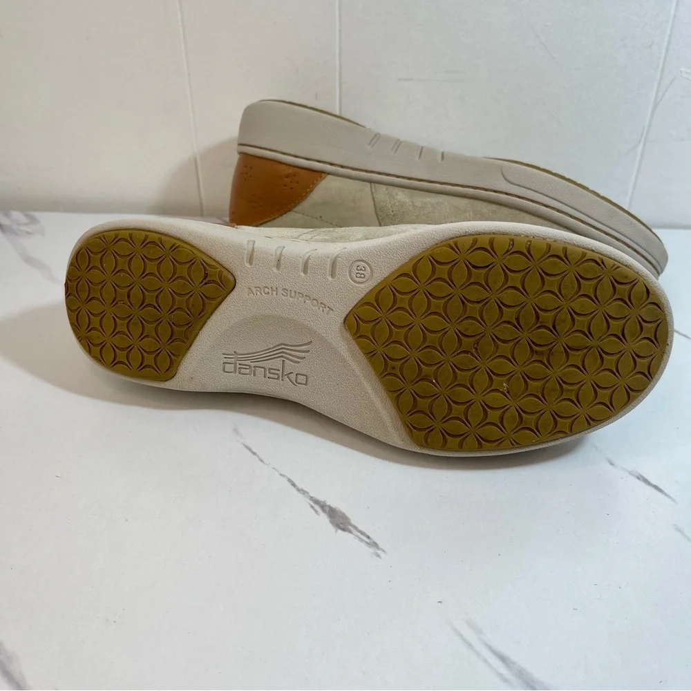 Dansko Beige Suede Leather Slip-on Comfort Sneaker Women's Sz 7.5-8/EU 38 Nurse